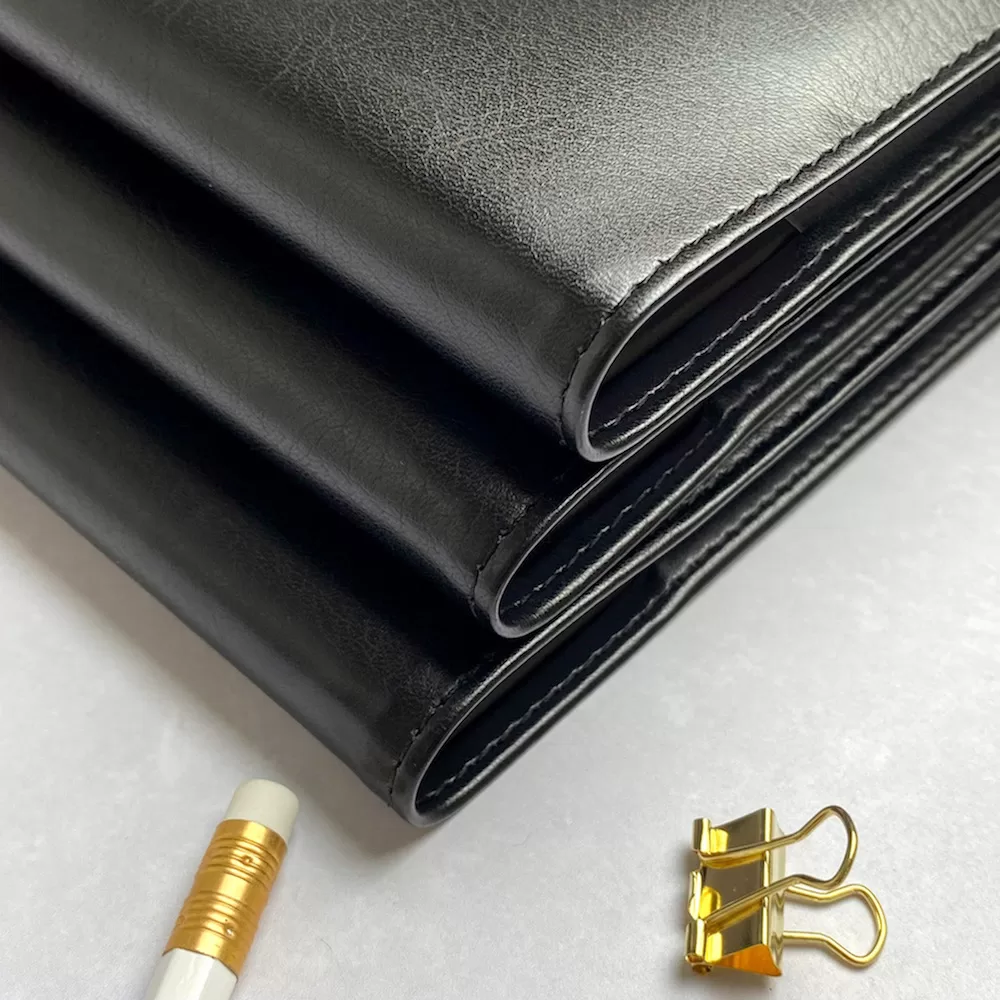 Black refillable notebooks